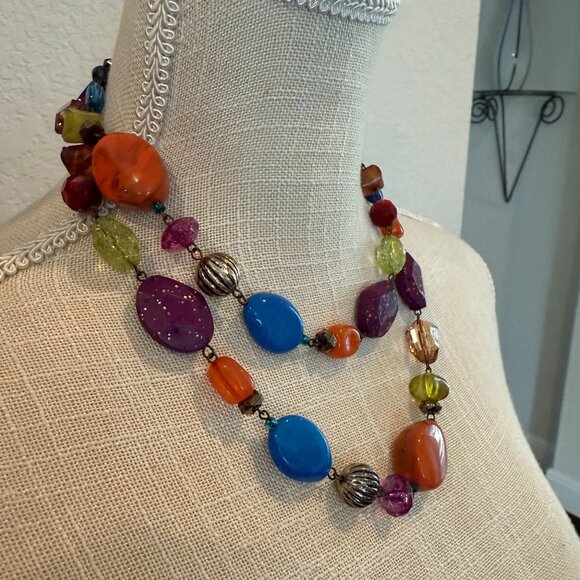 Wear Long or Short Colorful Vintage Acrylic Beads - Picture 3 of 7